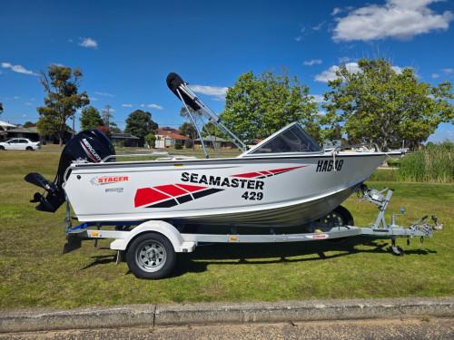 429 Seamaster Stacer, 60hp Mercury four stroke & 900kg alloy trailer 