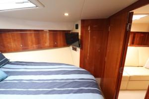 Riviera 4700 Sport Yacht