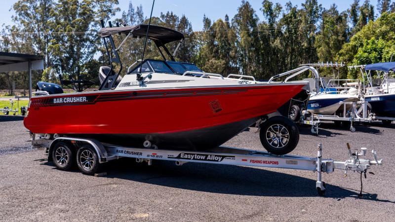 Bar Crusher 615BR Boat, Suzuki Marine DF140B Outboard & Trailer Package