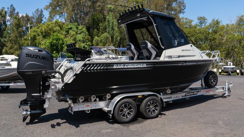 Bar Crusher 670HT & Suzuki Marine DF200APX STEALTH Boat Motor Trailer Package