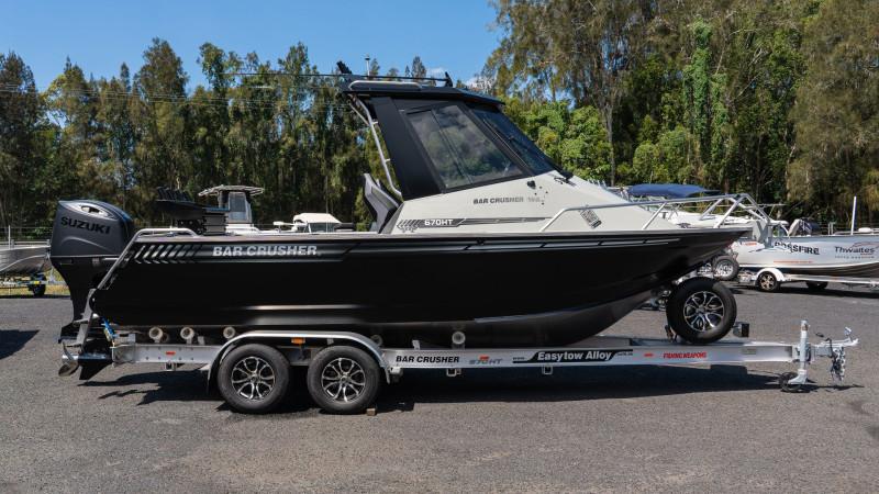 Bar Crusher 670HT & Suzuki Marine DF200APX STEALTH Boat Motor Trailer Package