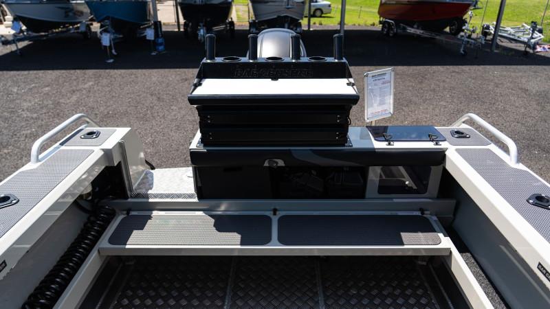 Bar Crusher 670HT & Suzuki Marine DF200APX STEALTH Boat Motor Trailer Package