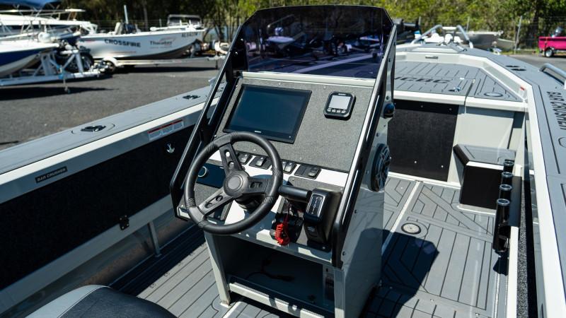 Bar Crusher 670XSR, Suzuki Marine DF200ATX Outboard & Trailer Package