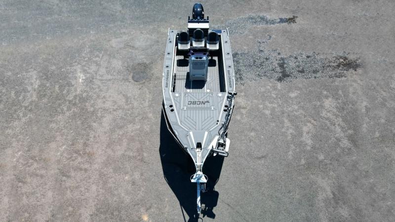 Bar Crusher 670XSR, Suzuki Marine DF200ATX Outboard & Trailer Package
