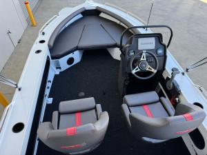 Stacer 499 Crossfire Side Console SE Yamaha F90 2027 Model
