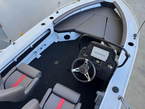 Stacer 499 Crossfire Side Console SE Yamaha F90 2027 Model