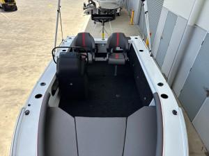 Stacer 539 Crossfire Side Console SE Suzuki DF140 2027 Model
