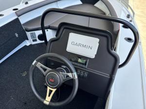 Stacer 539 Crossfire Side Console SE Suzuki DF140 2027 Model