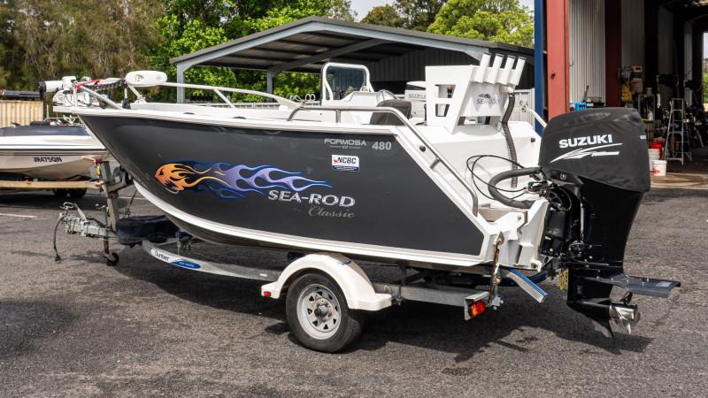 Formosa Sea Rod 480 Side Console, Suzuki 90hp Outboard and Dunbier Trailer