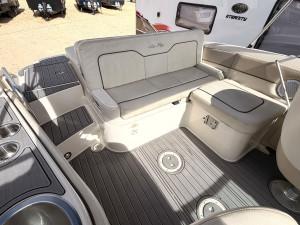 Sea Ray 240 Sundeck 