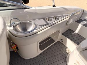 Sea Ray 240 Sundeck 