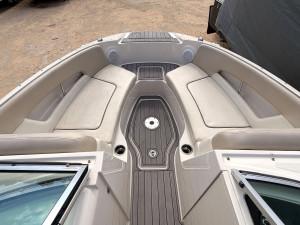 Sea Ray 240 Sundeck 