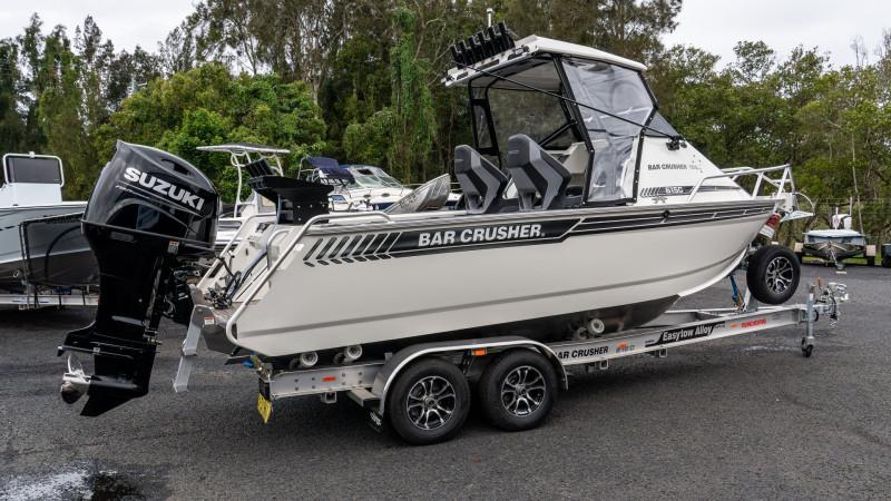 Bar Crusher 615C, Suzuki Marine DF140BTX Outboard & Trailer Package