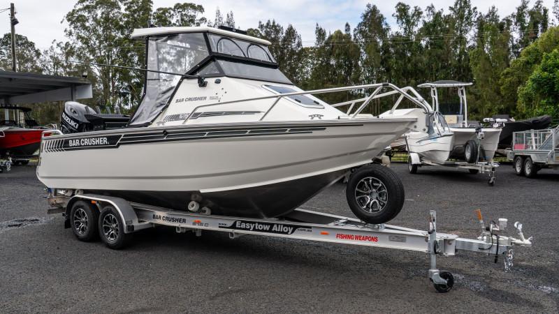 Bar Crusher 615C, Suzuki Marine DF140BTX Outboard & Trailer Package