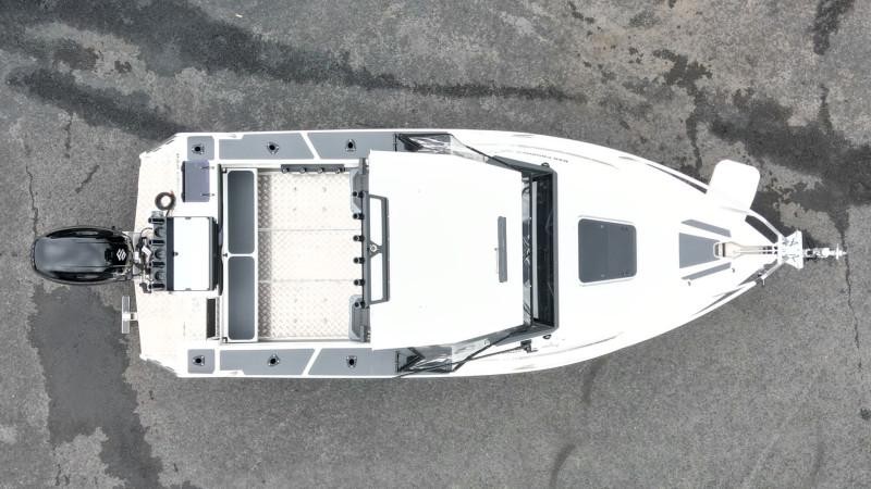 Bar Crusher 615C, Suzuki Marine DF140BTX Outboard & Trailer Package