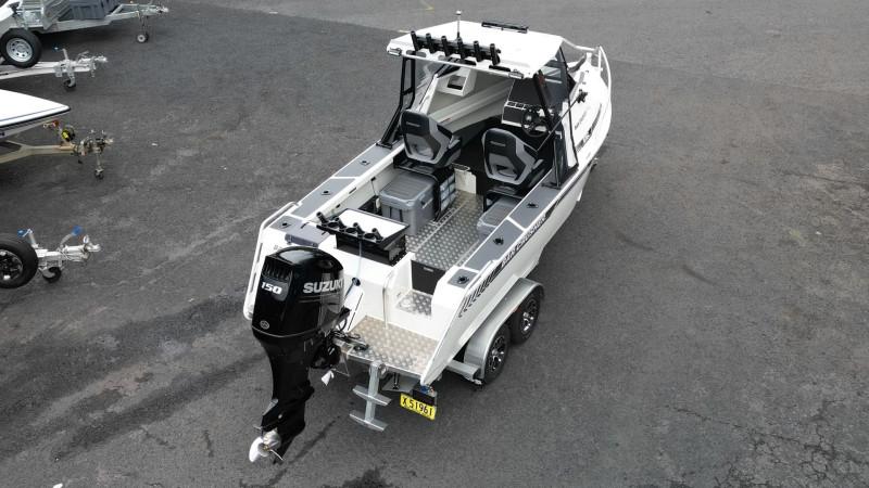 Bar Crusher 615C, Suzuki Marine DF140BTX Outboard & Trailer Package