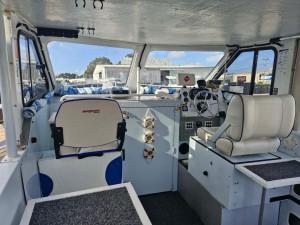 2002 Voyager Marquis 7m Cabin Cruiser