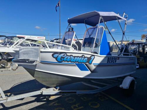 Carousel 2 of 1999 Coraline 480 Shorerunner