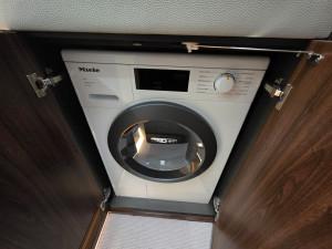 Maritimo M55