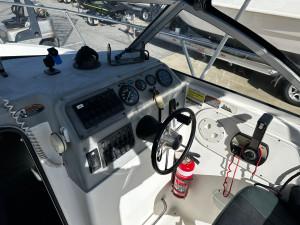 2004 Trophy 5.5 m ( 18 foot ) Walkaround