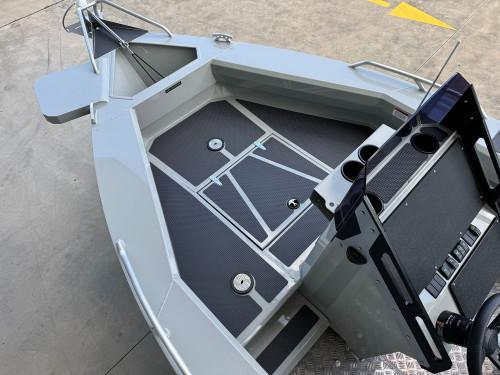 Carousel 3 of Bar Crusher 535XS Centre Console 2027 Model