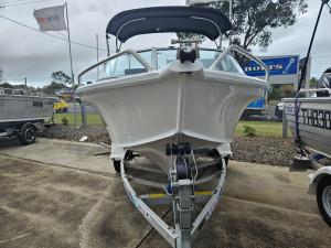 2022 Quintrex 430 Fishabout Honda BF 50 Low Hours **Exceptionally Condition** Honda Powered** **Super Low Hours