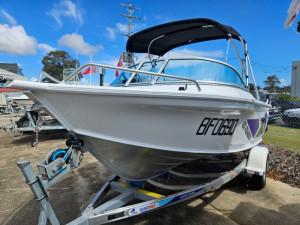 2022 Quintrex 430 Fishabout Honda BF 50 Low Hours **Exceptionally Condition** Honda Powered** **Super Low Hours