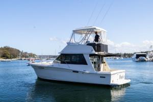 Mariner 3400 Flybridge Cruiser