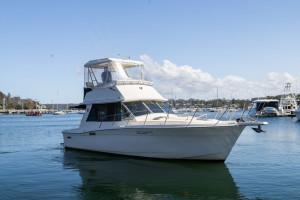 Mariner 3400 Flybridge Cruiser