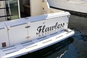 Mariner 3400 Flybridge Cruiser