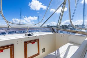 Mariner 3400 Flybridge Cruiser