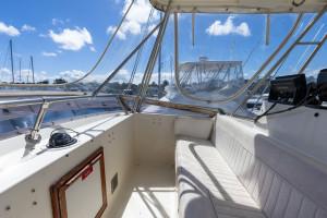 Mariner 3400 Flybridge Cruiser