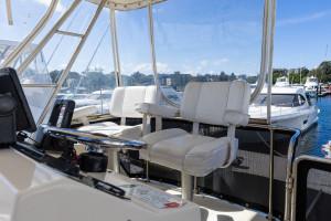 Mariner 3400 Flybridge Cruiser