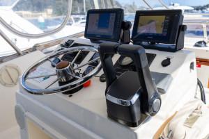 Mariner 3400 Flybridge Cruiser