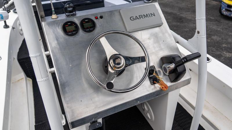 Quantum Cat Mirage 480 Centre Console, Yamaha 70hp Outboard and Trailer