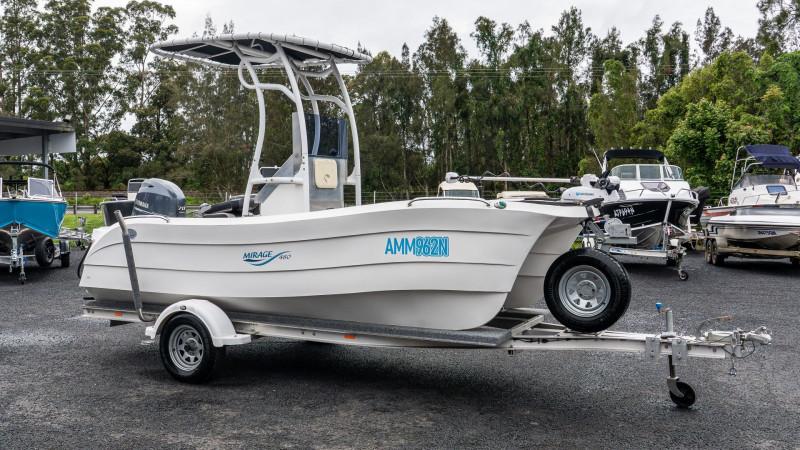 Quantum Cat Mirage 480 Centre Console, Yamaha 70hp Outboard and Trailer