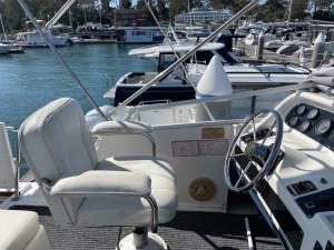 Leeder Capri 900 Flybridge