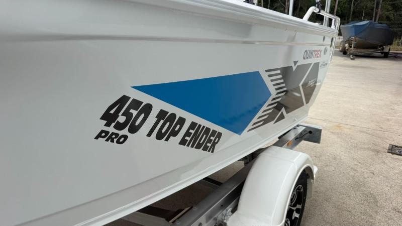 QUINTREX 450 TOP ENDER PRO POWERED BY A YAMAHA F70LB OUTBOARD ON A QUINTREX ALUMINIUM 1100 I-BEAM TRAILER - 388935