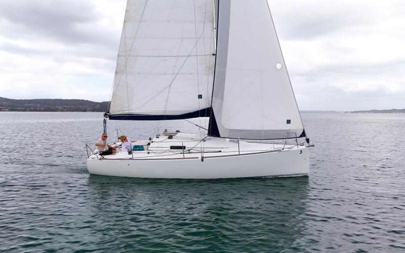 Carousel 1 of Beneteau first 27.7 